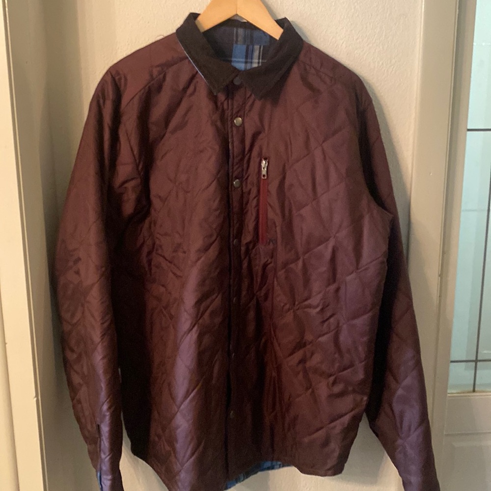 Analog Men’s Lightweight Reversible Puffy/Flannel